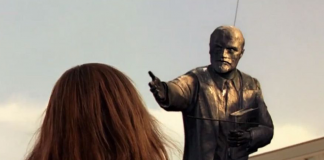 Good Bye, Lenin! – Film Review | 2003